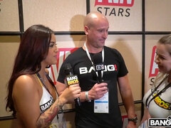 Mia Martinez & Valentina Jewel take home the 2020 Avn Award for Best Big Tits & Booty in Vegas!