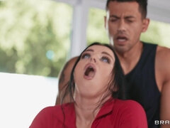 Stor stjärt, Stora tuttar, Brunett, Bystig, Hardcore, Underkläder, Grov, Tuttar