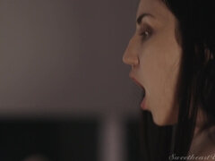 Zadok, Spálne, Veľké kozy, Lesbické, Výprask, Piercing, Pička, Nevlastná mama