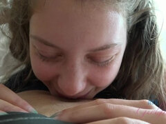 Amatööri, Ruskeahiuksinen, Sormetus, Tyttöystävä, Käsihoito, Orgasmi, Pillu, Tissit