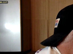 Amatør, Pik sutte, Langt ned i halsen, Homoseksuel, Briller, Håndjob, Ældre kvinde