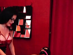 Kötözés – fegyelmezés, Uralkodás, Domina szerep, Megalázás, Úrnő, Büntetés, Rab, Megkötözve