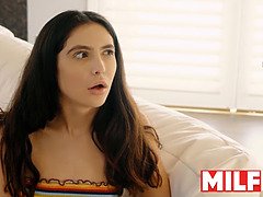 Duże cycki, Lesbijka, Lizanie, Mamuśka, Naturalne cycki, Orgazm, Nastolatki, Zabawki