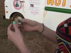 Любители, Жопа, Ванна, Бикини, Грязь, Ласковые ручки, Трусики, Бритые