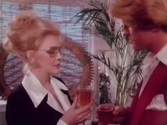 Velké kozy, Blondýna, Kuřba, Dospělé, Milf žcbp, Zastaralé