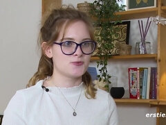 Enthousiasteling, Bruinharig, Duits, Brillen, Huisgemaakt, Geschoren, Slet, Alleen