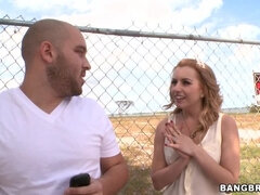 Stor stjärt, Avsugning, Sperma shot, Ansiktsbehandling, Handjobb, Hardcore, Naturliga tuttar, Tuttar