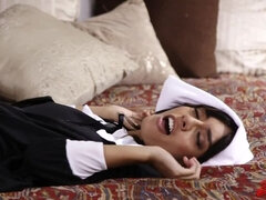 Sucer une bite, Brunette brune, Tir de sperme, Queue, Léchez, Masturbation, Adolescente, Nénés