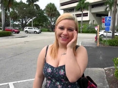 Grande cazzo, Tette grandi, Bionda, Pompino, Schizzo di sborra, Albergo, Tette naturali, Mutandine