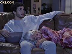 デカパイ, フェラチオ, ぽちゃ, エロ熟女, お婆さん, 手コキする, 熟年, フェラする