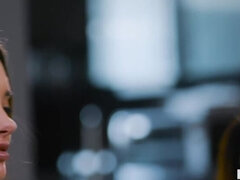 Americké, Velký zadek, Brunetka, Rodina, Lesbické, Výprask, Pička