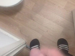 Amatör, Handjobb, Onani, Utomhus, Kissar, Solo