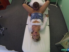 Amateur, Culo, Mamada, Médico, Penetracion con dedos, Lamidas, Oficina, Voyeur