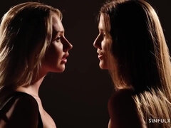 Grosser schwanz, Doppelpenetration, Flotter vierer, Hd, Mutti, Orgasmus, Weibliche ejakulation, Flotter dreier