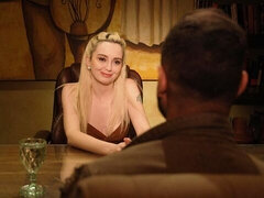 18 χρονον, Μεγάλος πούτσος, Ξανθιά, Σε στάση σκύλου στα τέσσερα, Φυσικά βυζιά, Κοκκαλιάρης, Έφηβος, Βυζιά