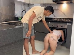 18 jahre, In den arsch, Grosser arsch, Gehörnter ehemann, Sperma im mund, Selbstgemacht, Orgasmus, Stiefmutter