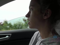 Sormetus, Itsetyydytys, Pienikokoinen, Lävistys, Näkökulma pov, Julkinen, Teini, Tissit