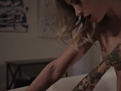 Leccata di culo, Bambino, Tette grandi, Sega, Lesbica, Mamma che vorrei scoparmi, Donna con pene, Tatuaggi