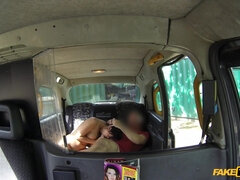 Черные, В машине, Платье, Сперма на лице, Очки, Лизание, Киски, Лизание жопы