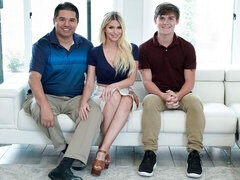 Bundão, Pauzão, Peitos grandes, Boquete, Transar de quatro, Cozinha, Mãe gostosa, Tetas