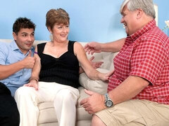 Stor røv, Stor pik, Store bryster, Pik sutte, Hundestilling, Ældre kvinde, Kort hår