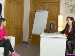 Amatør, Dildoen, Lesbisk, Slikking, Kontor, Fitte, Leker, Vibrator