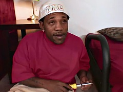 Stor pik, Sort, Pik sutte, Brunette, Sort, Imellem racer, Mager, Bryster