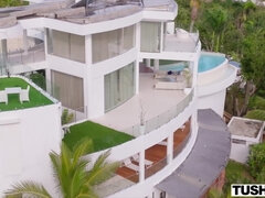 Iso perse, Iso kulli, Ruskeahiuksinen, Tupla penetraatio, Fetissi, Karvainen, Hd, Tatuointi