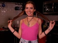 Sperma im mund, Handjob, Küssen, Küche, Lecken, Rotschopf, Dürr, Jungendliche (18+)