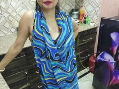 Enthousiasteling, Vies praten, Erotisch, Huisgemaakt, Indisch, Ondergoed, Moeder die ik wil neuken, Alleen