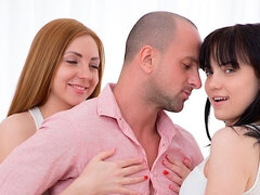 Amatør, Stor pik, Hundestilling, Kkm, Naturlige bryster, Mager, Teenager, Bryster