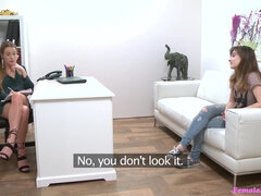 18 anni, Amatoriale, Culo, Bambino, Lesbica, Masturbazione, Ufficio, Ragazza