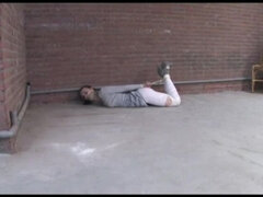 Amatør, Bdsm, Fangenskap, Brunette, Barmfager, Hæler