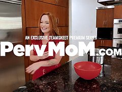 Veľké kozy, Blondína, Kuřba, Striekanie semena, Obrovský, Prirodzené prsia, Z pohľadu účastníka, Kozičky