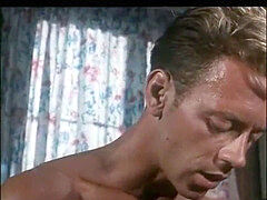 Moana Pozzi and Rocco Siffredi in La Dea Dell'amore 1987 numberoneporn.com