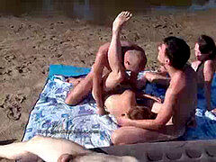 Amatør, Gruppe, Milf, Utendørs, Offentlig, Barbert, Tenåring