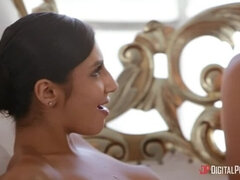 Zadek, Černé, Kuřba, Fetiš, Dvě na jednoho, Líbání, Výprask, Piercing