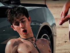 Walking and fucking in the desert for 2 twinks