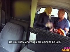 Жопа, В машине, Собачьи, Европейки, Женщины, Ласковые ручки, На природе, Короткая стрижка