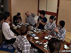 Asiat, Store bryster, Pik sutte, Creme tærte, Sædskud, Komme på ansigtet, Behåret, Orgie