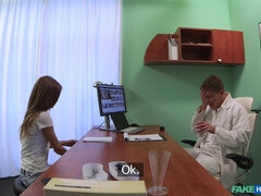 Amatør, Kukk suging, Hardcore, Slikking, Kontor, Fitte, Uniform