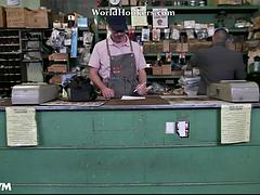 Anaal, Grote mammen, Pijpbeurt, Sperma shot, Groep, Latijnse vrouw, Masseren, Tieten likken