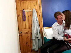 Amateur, Britannique, Collège université, Fait maison, Orgasme