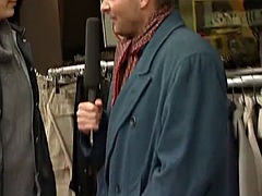 Grosser schwanz, Braunhaarige, Deutsch, Milf, Im freien, Erotischer film, Ablutschen, Vintage