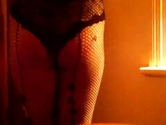 Immense Bum Fishnet Geordie Mega-Bitch Jiggling Culo