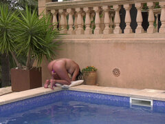 Amateur, Gros cul, Gode, Femelle, Embrassement, Lesbienne, Masturbation, De plein air