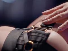 Arschlecken, Schönheit, Braunhaarige, Fingern, Küssen, Lesbisch, Lecken, Lingerie