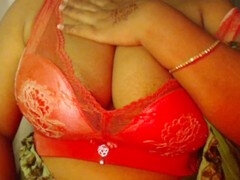 Seductive babe loses control in steamy session, undoes her bra, squeezes her boobs, and reveals her pussy.