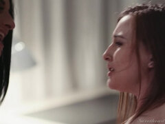 18 años, Tetas grandes, Morena, Hd, Lamidas, Madres para coger, Coño, Adolescente