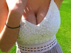 Lähikuva, Mekko, Ääripää, Sormetus, Nyrkitys, Hieronta, Soolo, Hameen alla